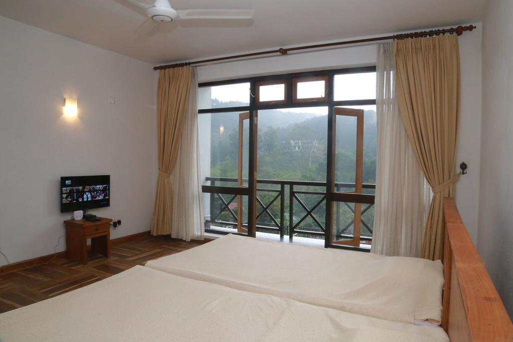 Hotel Alta Vista à Ella Extérieur photo